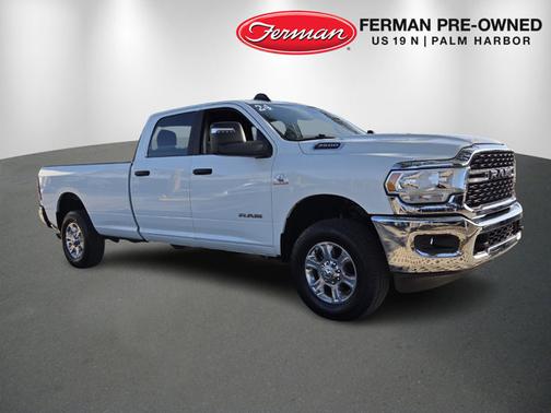 Bright White Clearcoat 2024 RAM 3500 Big Horn