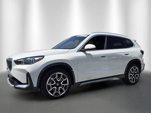 Alpine White 2026 BMW X1 xDrive28i