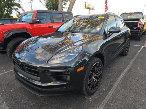 2025 Porsche Macan S