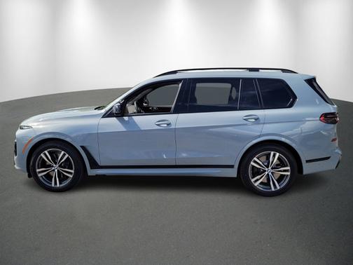 2026 BMW X7 M60i