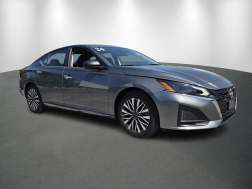 Gun Metallic 2024 Nissan Altima 2.5 SV