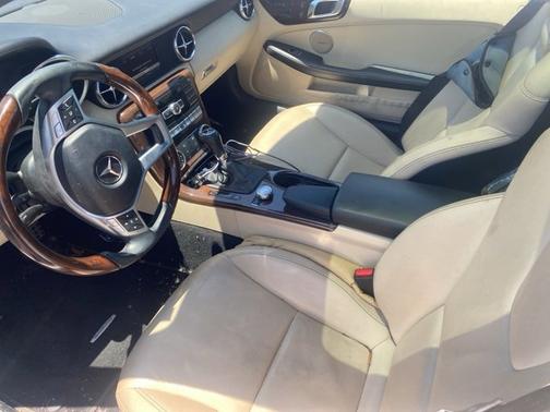 2014 Mercedes-Benz SL-Class SLK350