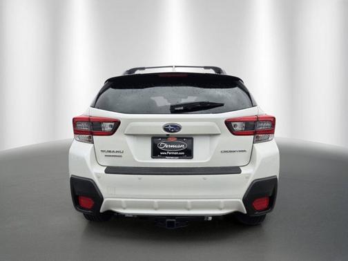 Crystal White Pearl 2023 Subaru Crosstrek Limited