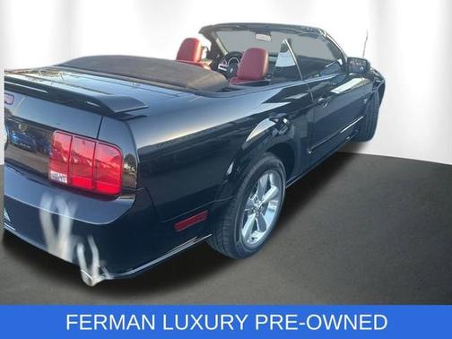 2006 Ford Mustang GT Deluxe