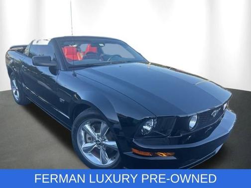 2006 Ford Mustang GT Deluxe