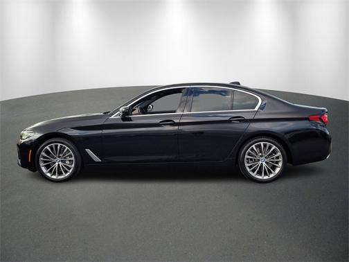 2022 BMW 540 540i