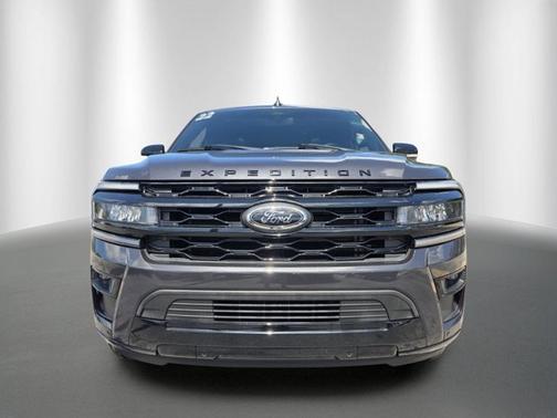 Dark Matter Metallic 2022 Ford Expedition Limited