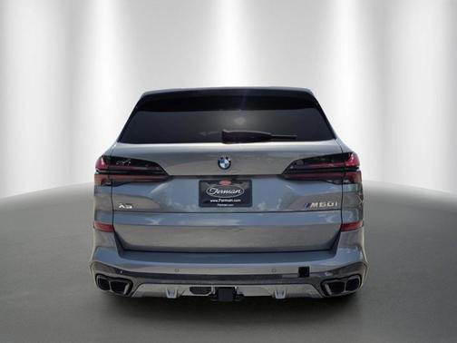 Skyscraper Grey Metallic 2026 BMW X5 M60i