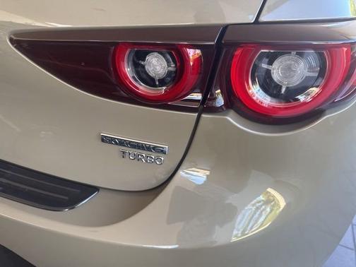 2025 Mazda Mazda3 2.5 Carbon Turbo