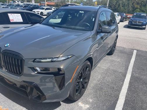 2024 BMW X7 xDrive40i