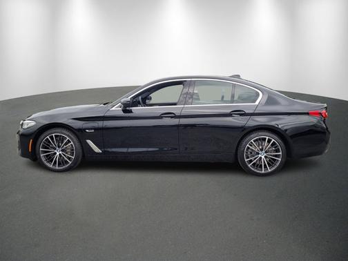 2023 BMW 530e 530e
