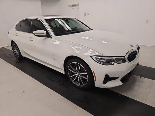 2022 BMW 330 330i