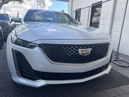 2023 Cadillac CT5 Premium Luxury