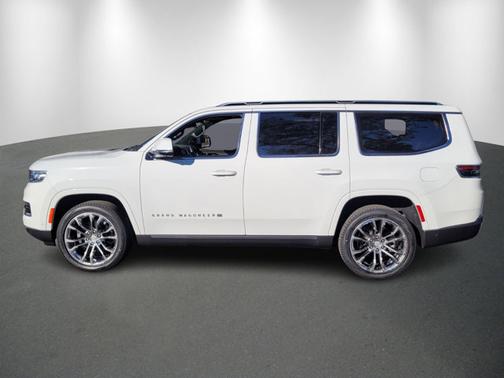 2022 Jeep Grand Wagoneer Series II