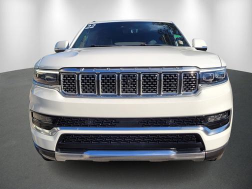 2022 Jeep Grand Wagoneer Series II