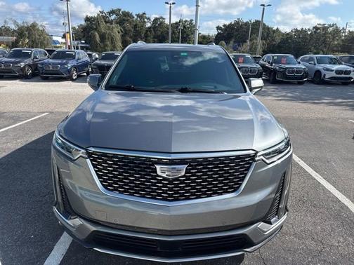 2022 Cadillac XT6 Premium Luxury