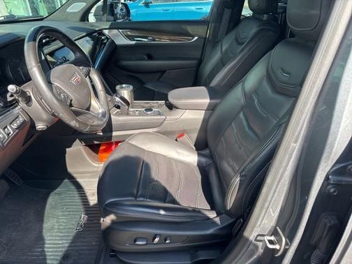 2022 Cadillac XT6 Premium Luxury