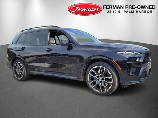 2023 BMW X7 M60i