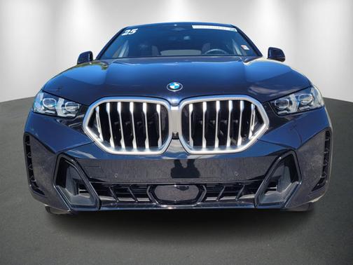 2025 BMW X6 xDrive40i