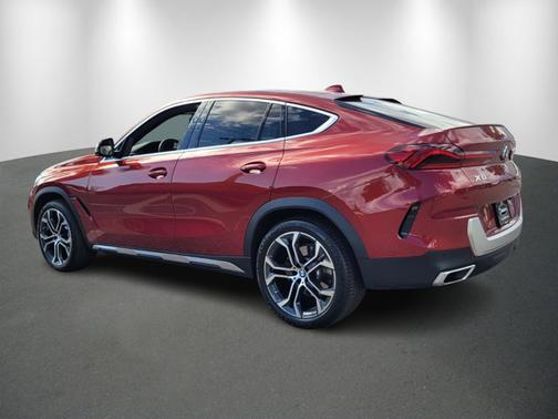 2022 BMW X6 xDrive40i