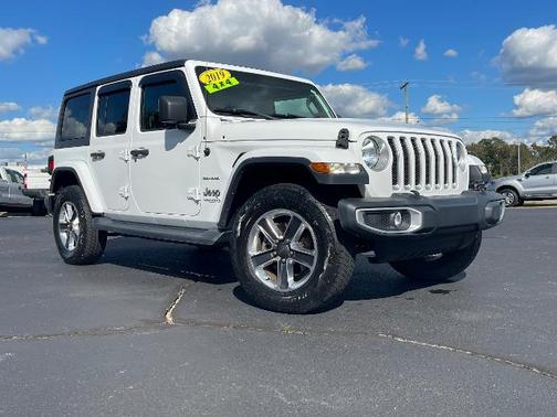 2019 Jeep Wrangler Unlimited SAHARA