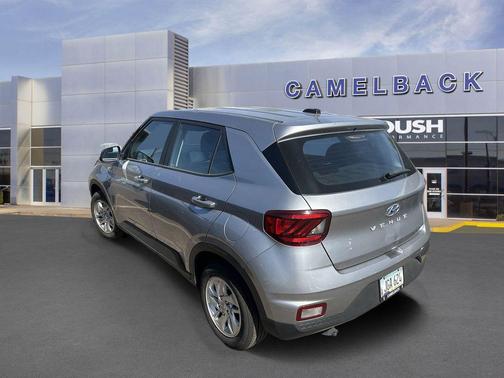 Shimmering Silver 2024 Hyundai VENUE SE
