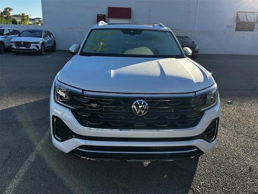 2025 Volkswagen Atlas 2.0T SEL Premium R-Line 4MOTION