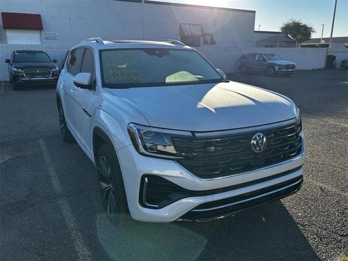2025 Volkswagen Atlas 2.0T SEL Premium R-Line 4MOTION