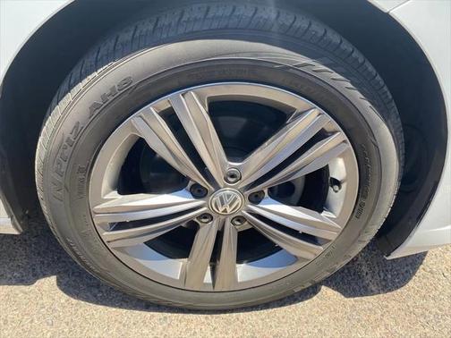 2020 Volkswagen Jetta 1.4T R-Line