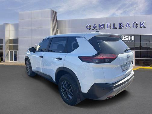 Glacier White 2023 Nissan Rogue S