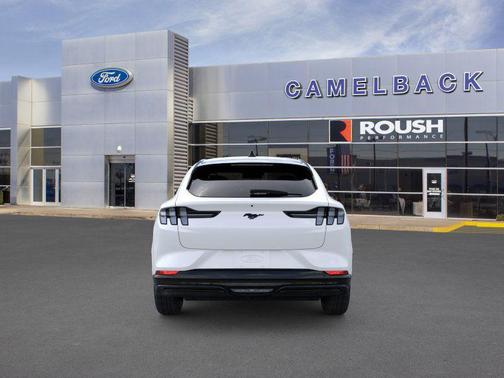 Star White Metallic Tri-Coat 2026 Ford Mustang Mach-E Premium