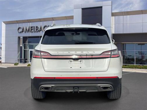 2021 Lincoln Nautilus Reserve