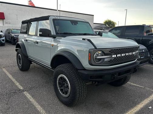 2022 Ford Bronco Badlands