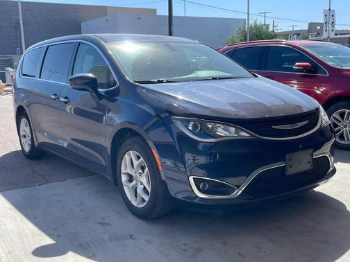2018 Chrysler Pacifica Touring Plus