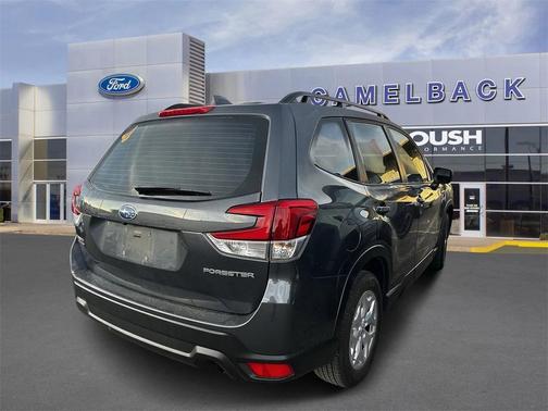 2023 Subaru Forester Base