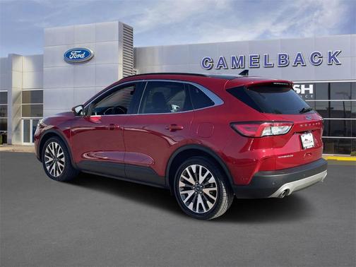 2020 Ford Escape Titanium