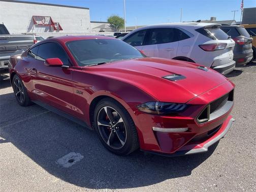 2022 Ford Mustang EcoBoost