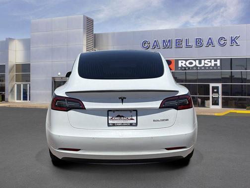 Pearl White Multi-Coat 2018 Tesla Model 3 Long Range