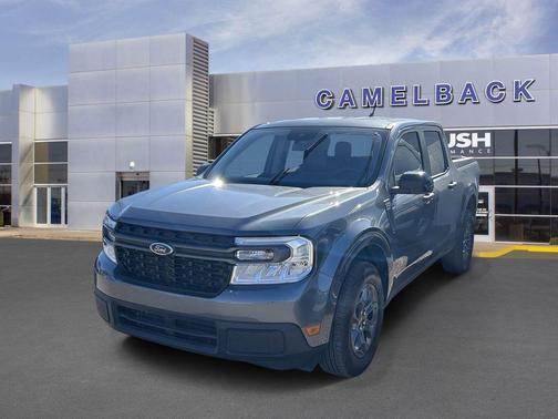 Carbonized Gray Metallic 2024 Ford Maverick XLT