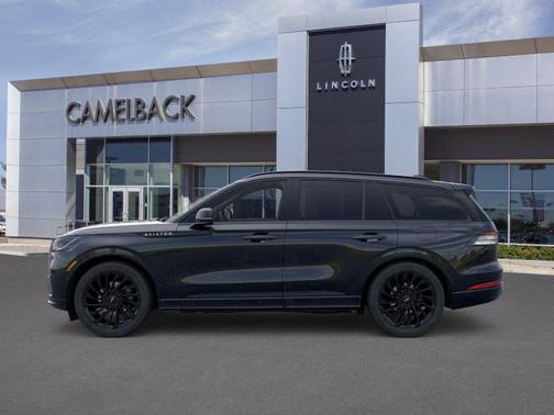 Infinite Black Metallic Clearcoat 2026 Lincoln Aviator Reserve AWD