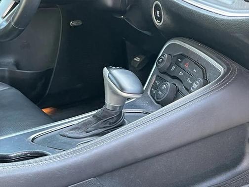 2015 Dodge Challenger R/T Plus
