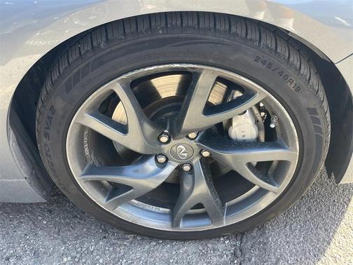 2015 INFINITI Q50 Sport