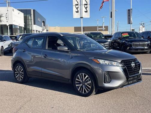 2024 Nissan Kicks SV