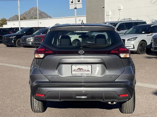 2024 Nissan Kicks SV