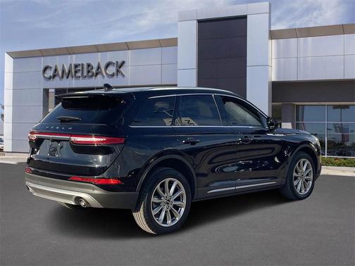 2022 Lincoln Corsair Standard