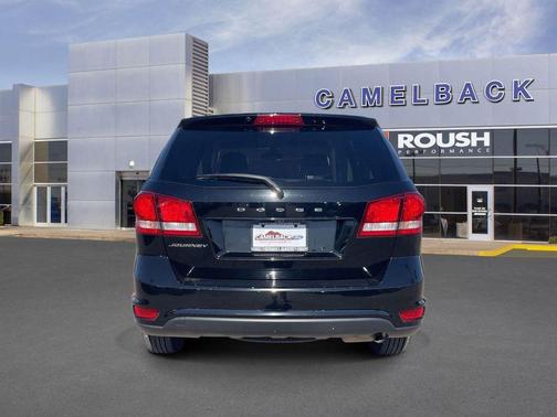 Pitch Black Clearcoat 2019 Dodge Journey SE