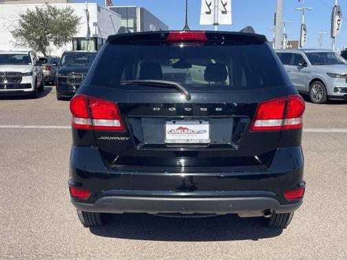 Pitch Black Clearcoat 2019 Dodge Journey SE