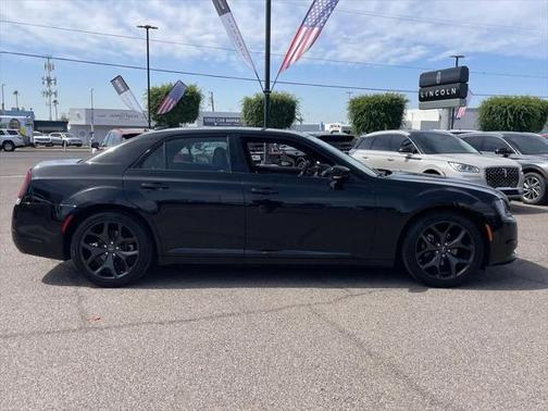 2022 Chrysler 300 S