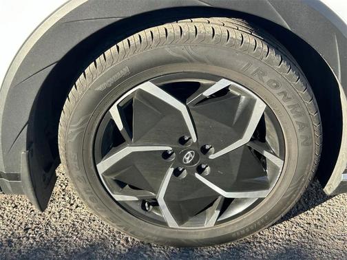 2022 Hyundai IONIQ 5 SE