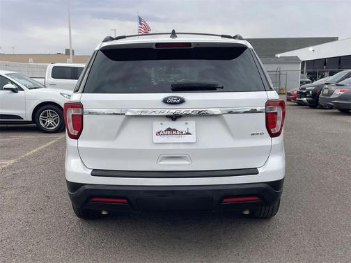 2018 Ford Explorer Base